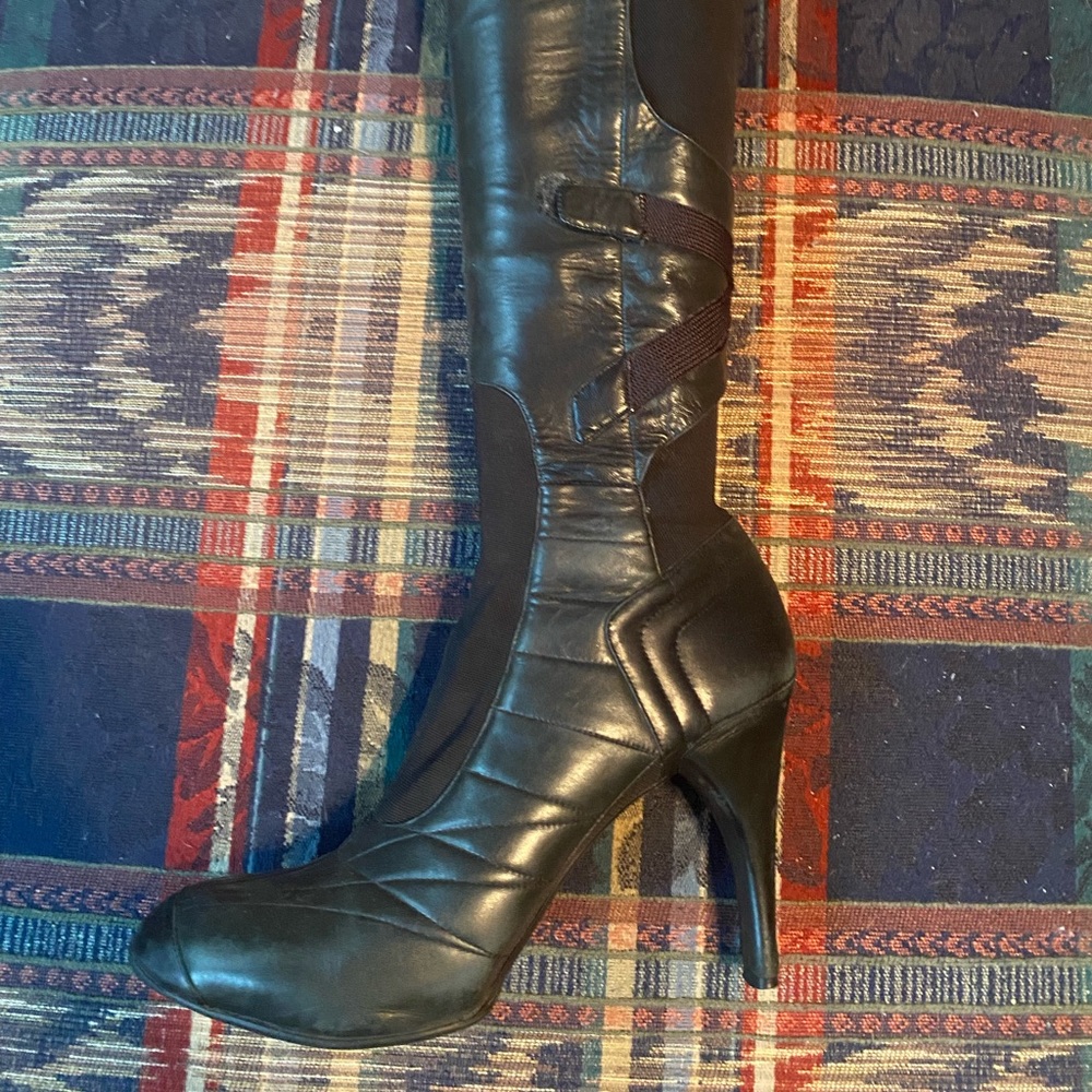 RARE Y-2K Cole Haan, g series boots.